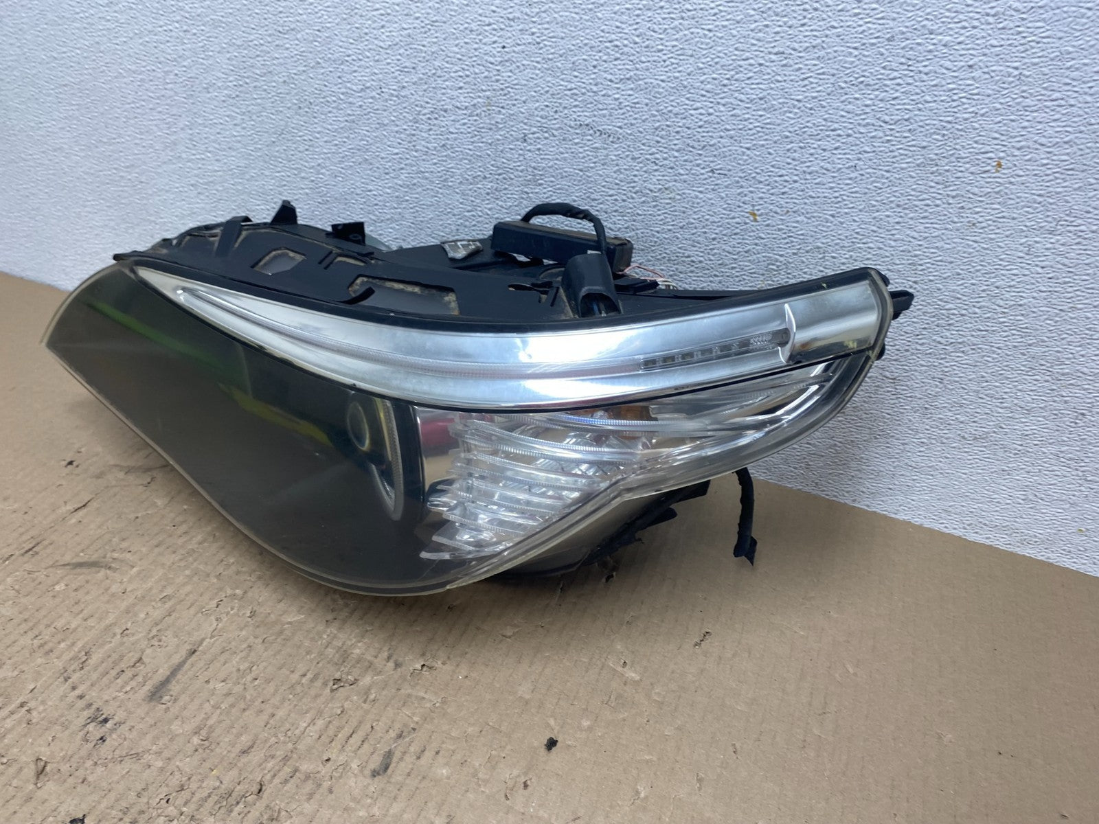 2008 to 2010 Bmw 5 Series 535I 550 Xenon Left Driver LH Headlight AE7127 DW1