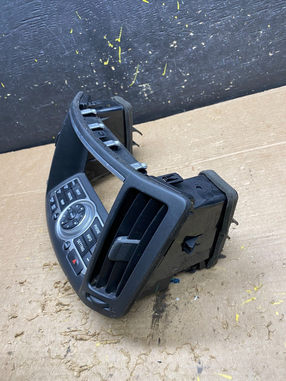 2008 - 2012 Infiniti G35 EX35 Radio Player Screen Panel Bezel X1238 DG1