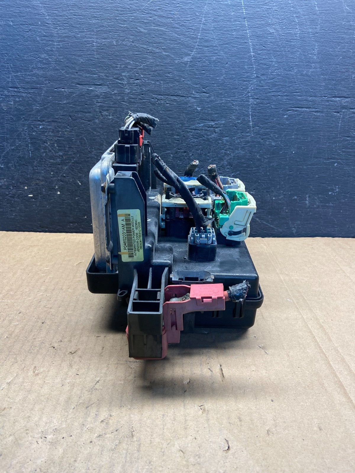 2006 Dodge Magnum Engine Fuse Box p04692031am AG1495 DW2
