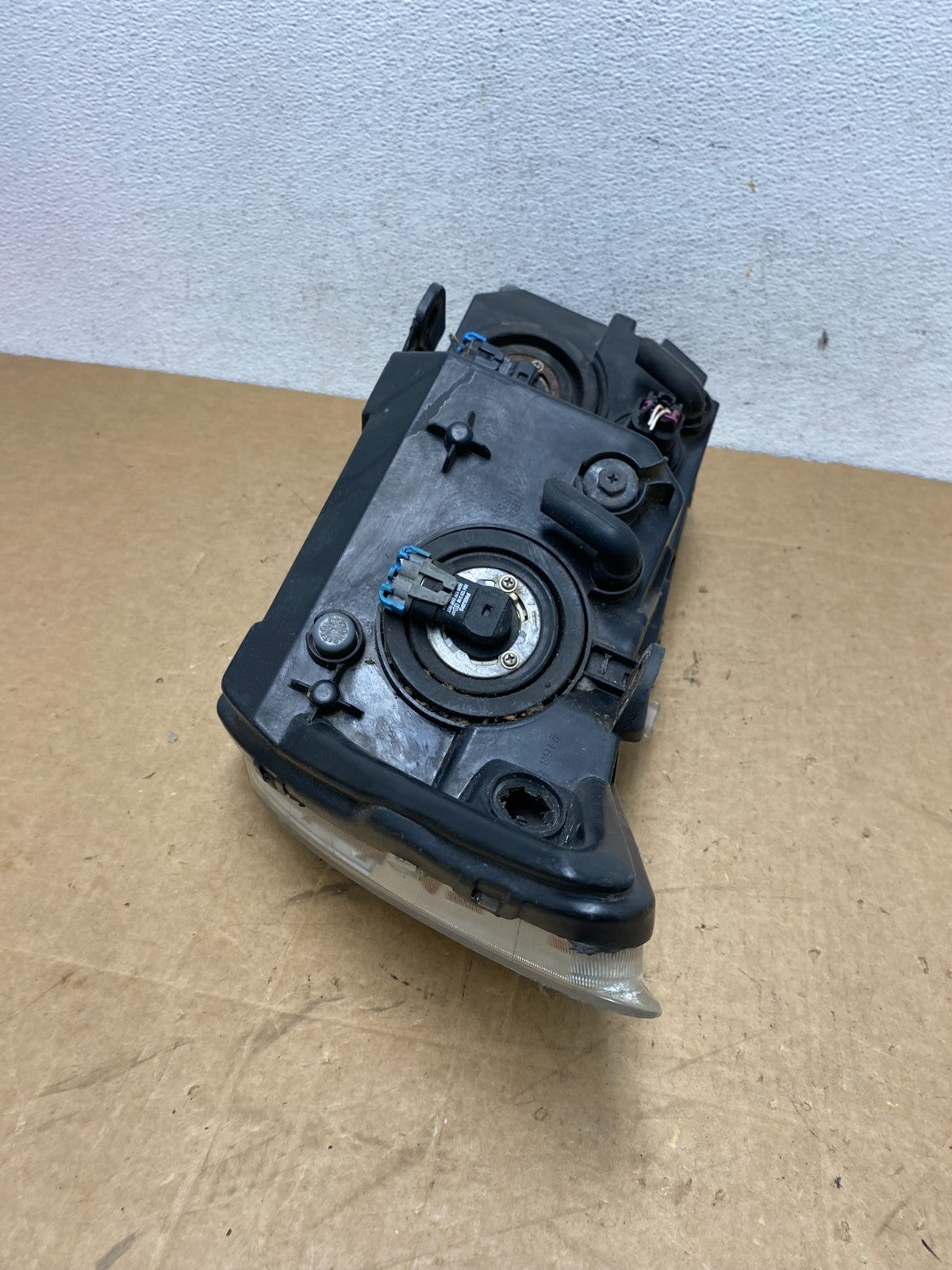 2009 to 2017 Dodge Journey Headlight Right Passenger Rh Halogen AD6338 DW7
