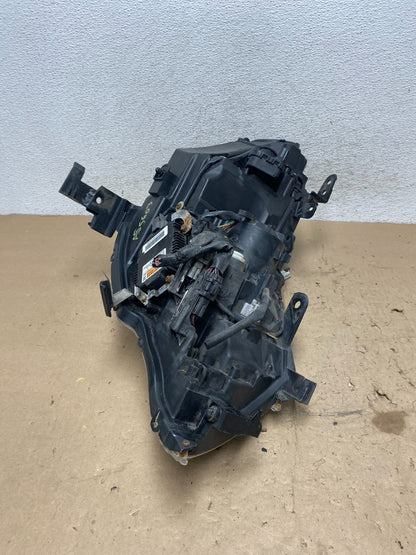 2006 to 2010 Infiniti M35 Left Driver Side Hid Xenon Headlight AG5603 DW6