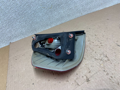 2004 2005 2006 Bmw X3 Right Passenger Rh Side Tail Light OEM Z6373 DW5