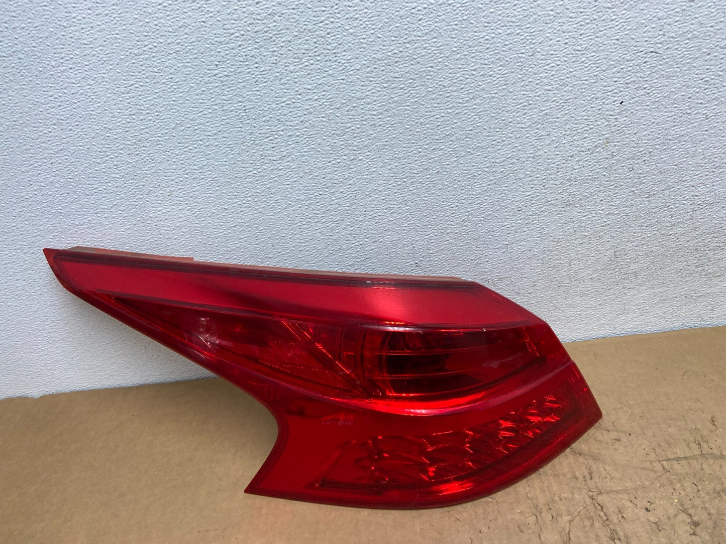 2011 2012 2013 2014 Nissan Murano Convertible Left Driver Tail Light AD0459 DG0