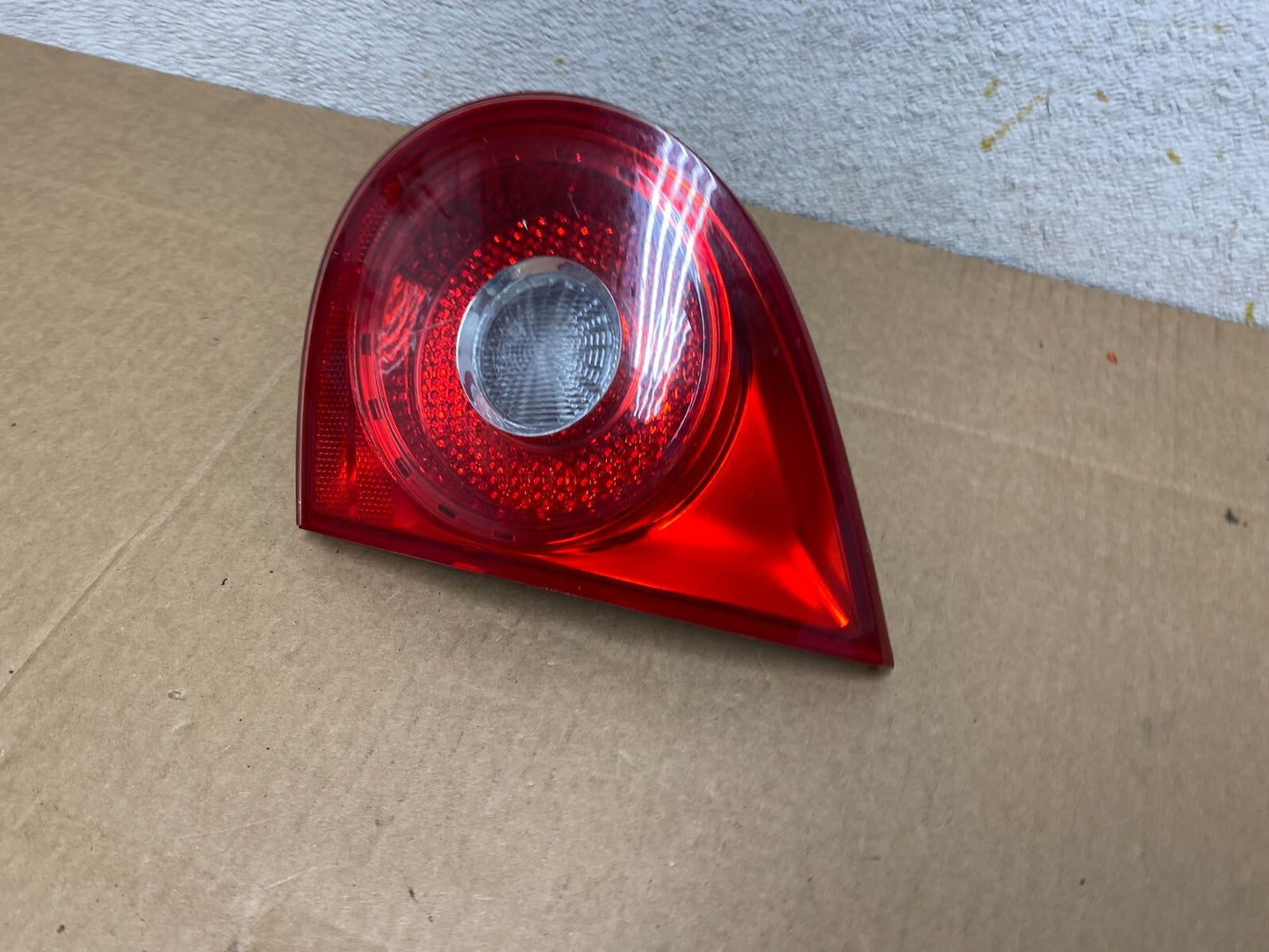 2006-2009 Volkswagen Golf Right Passenger Rh Tail Light Inner Trunk O6692 DW1
