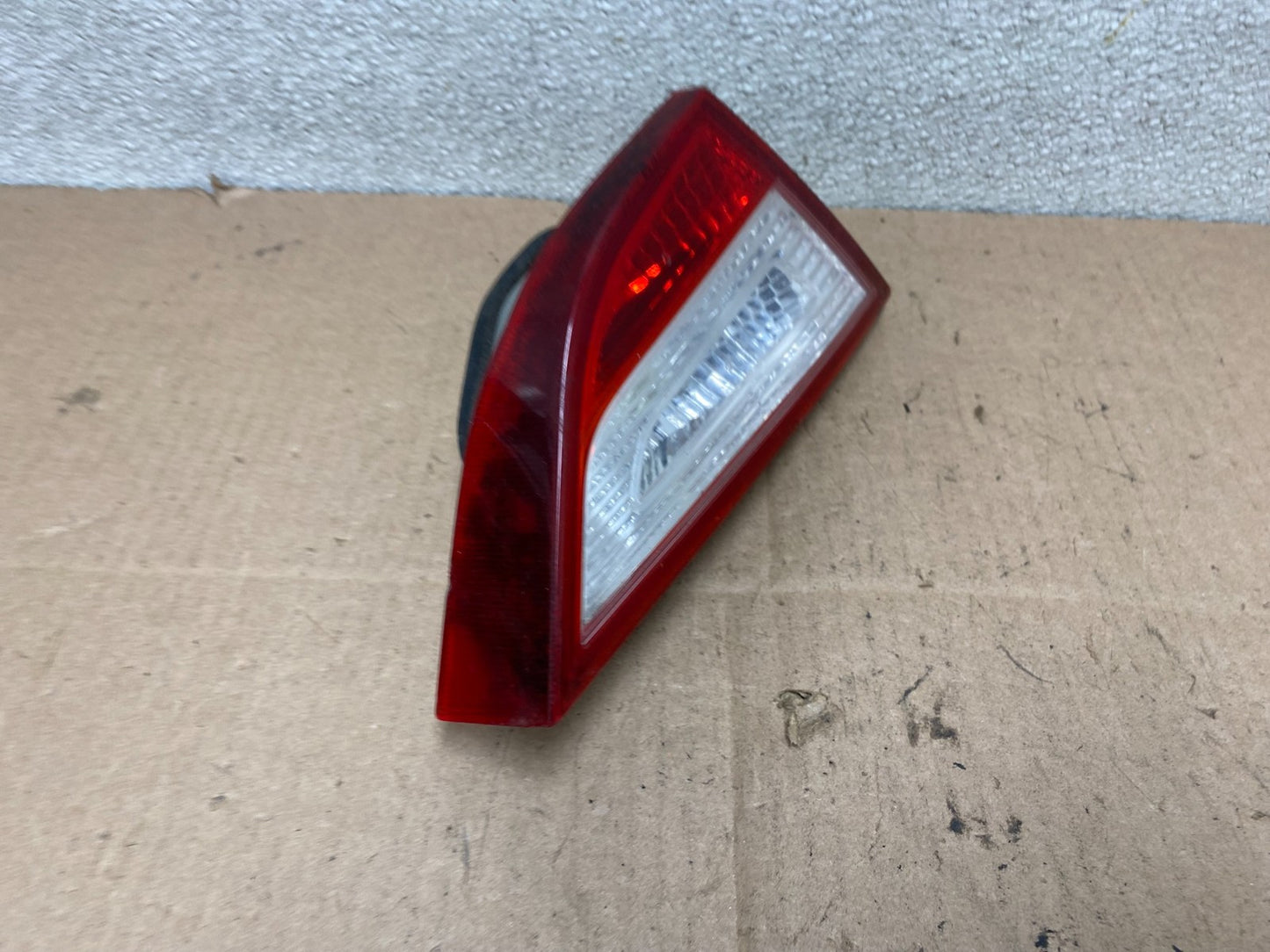 2011 2012 2013 2014 Hyundai Sonata Left Driver Inner Tail Light Oem W0746 DW2