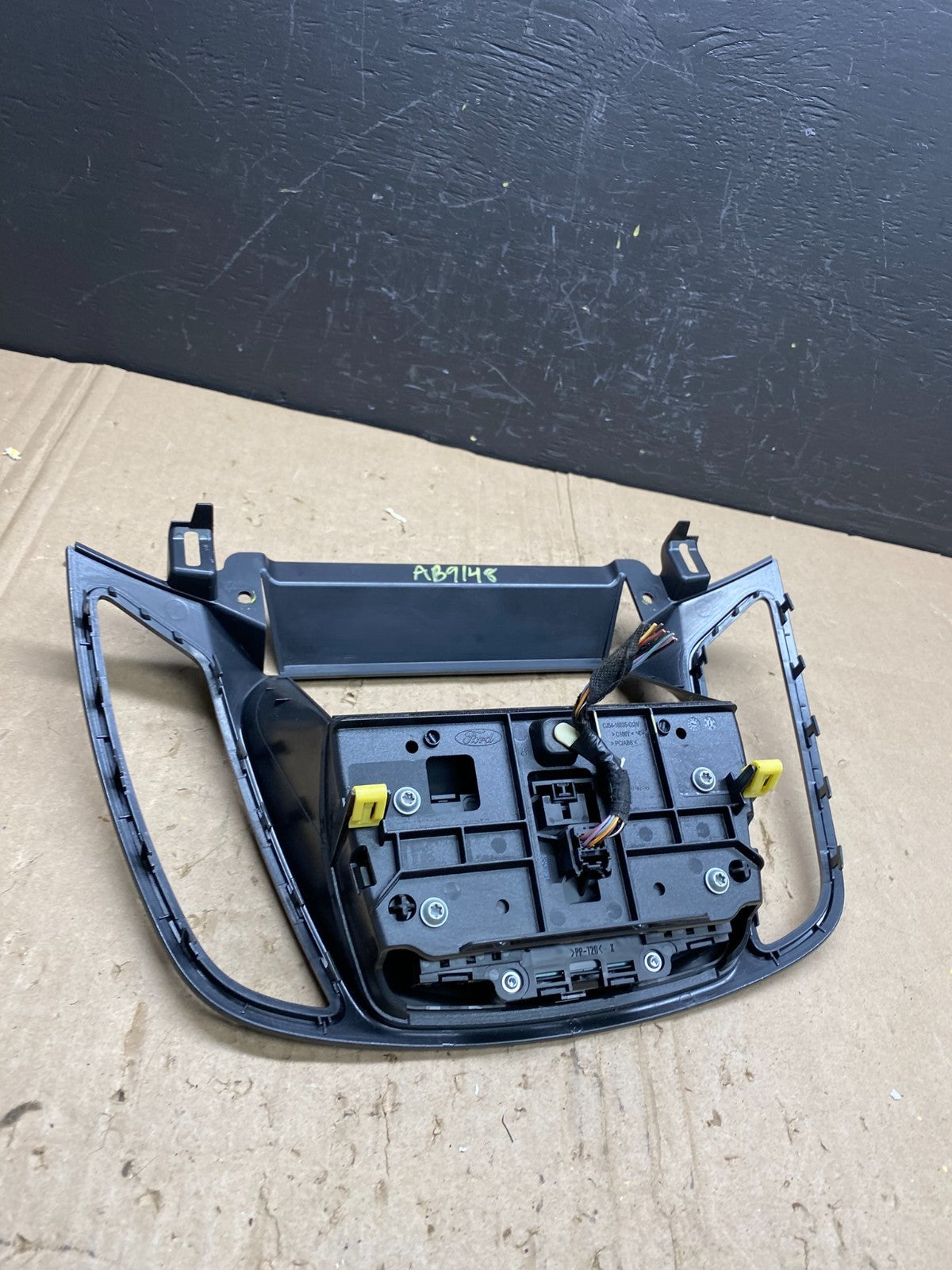 2013 2014 2015 2016 Ford Escape Dash Radio Control Panel Bezel AB9148 DG4