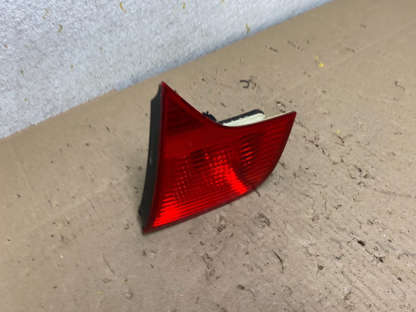 2004-2008 Audi A4 Sedan Right Passenger RH Side Inner Tail Light OEM N2589 DW2