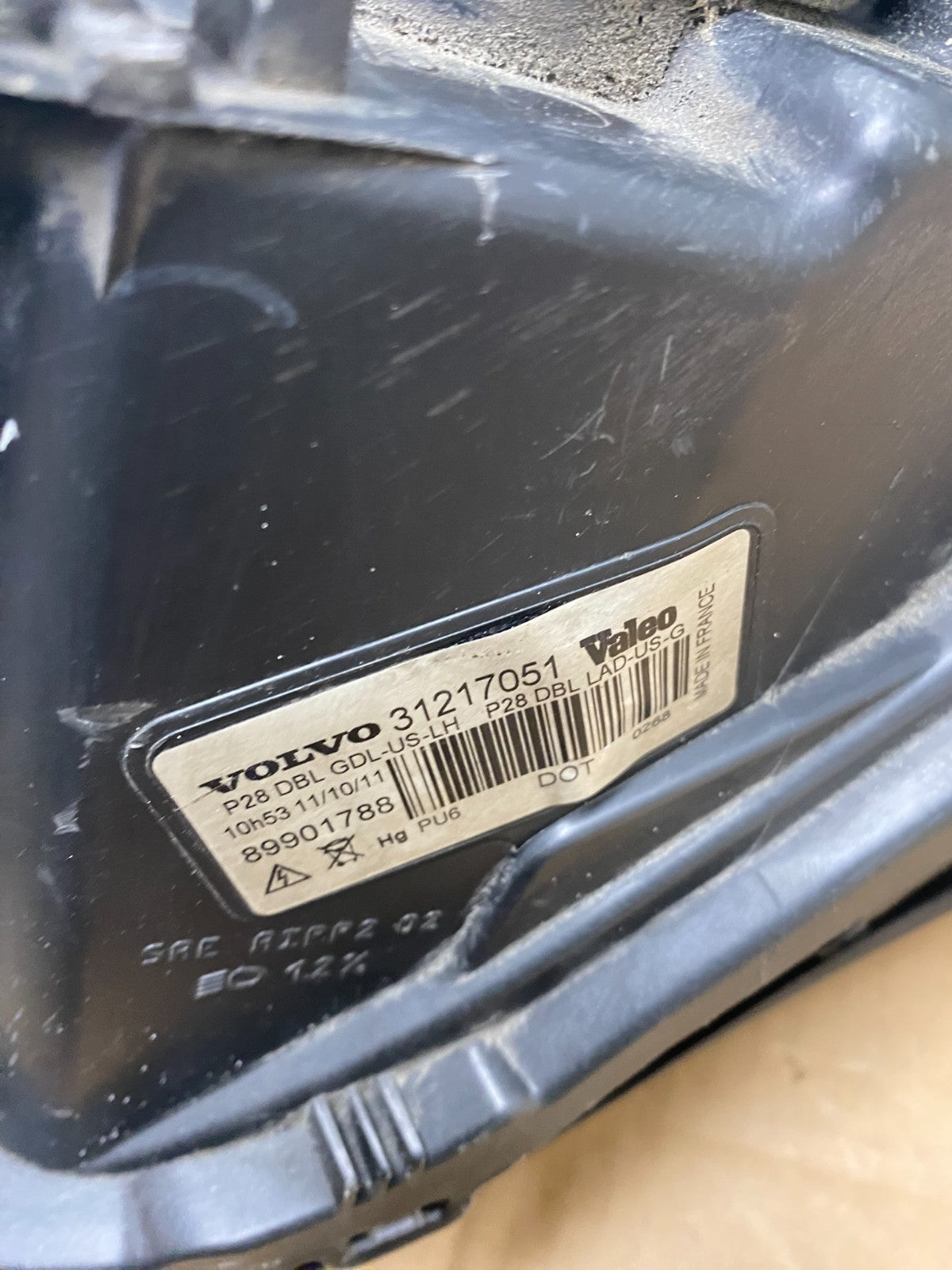 2008 - 2014 Volvo XC90 Left Driver Projector Headlight Xenon AD0734 DG9