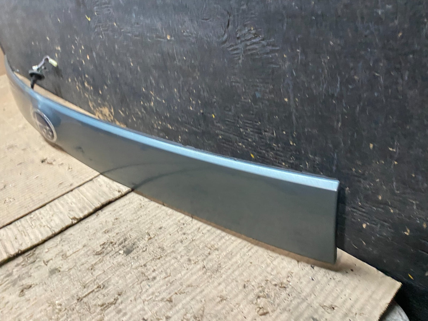 2009 - 2013 Subaru Forester  Liftgate Tailgate Trunk Trim Molding W6101 DG1
