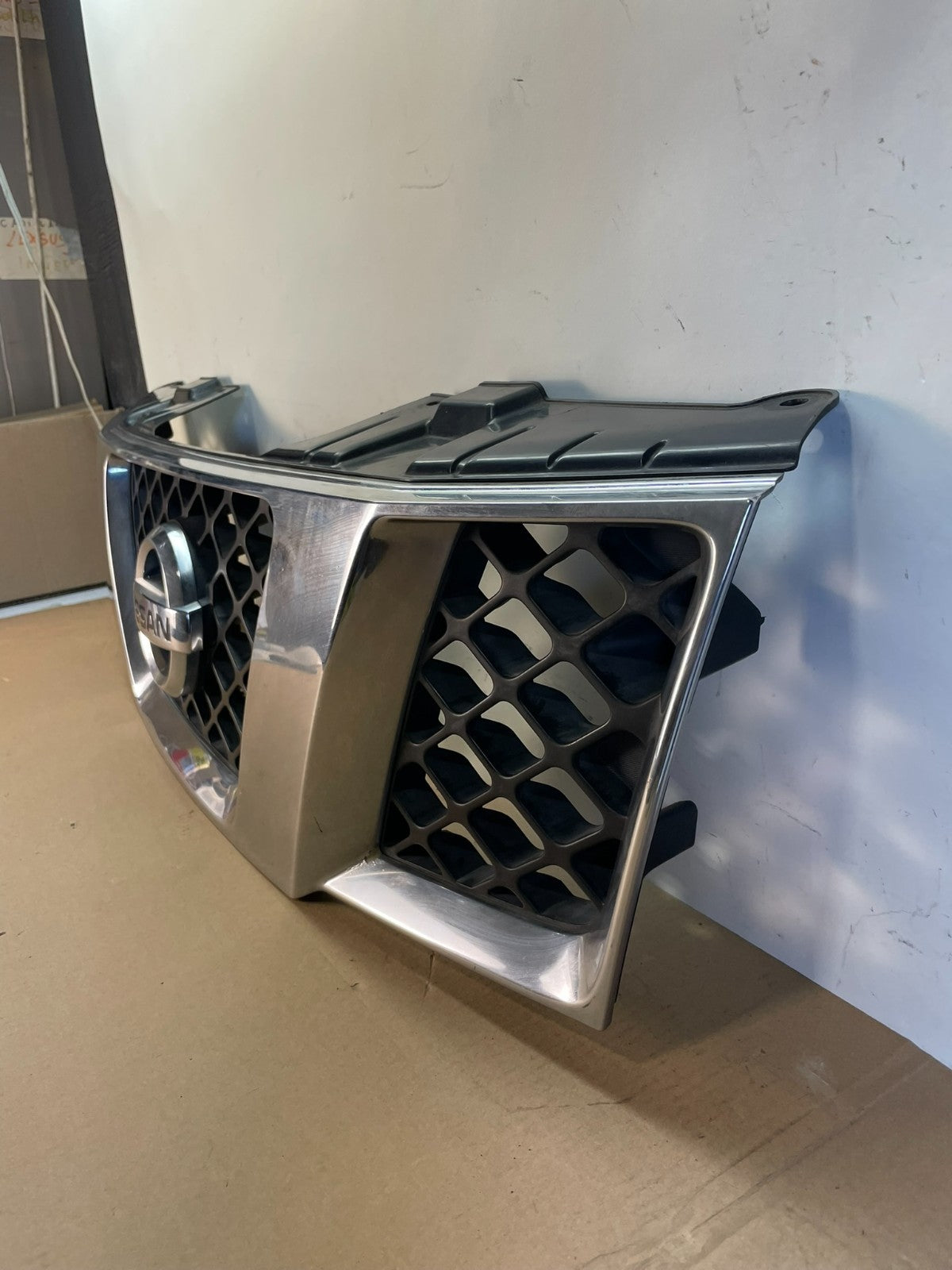 2005 2006 2007 Nissan Pathfinder Chrome Front Upper Grill Grille ai3949 DG1