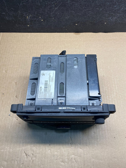 2015-2024 Chevrolet Express GMC Savana Radio AM FM mp3 Aux Input ae7898 DG3
