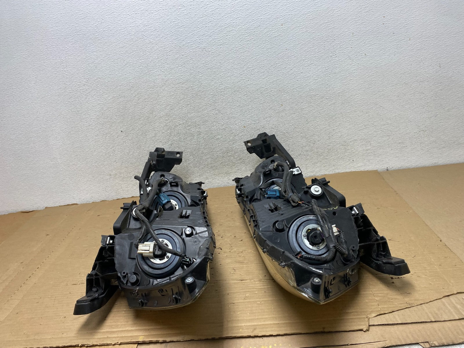 2008 to 2012 Honda Accord Sedan Left+Right Set Halogen Headlights AG8298 DW8