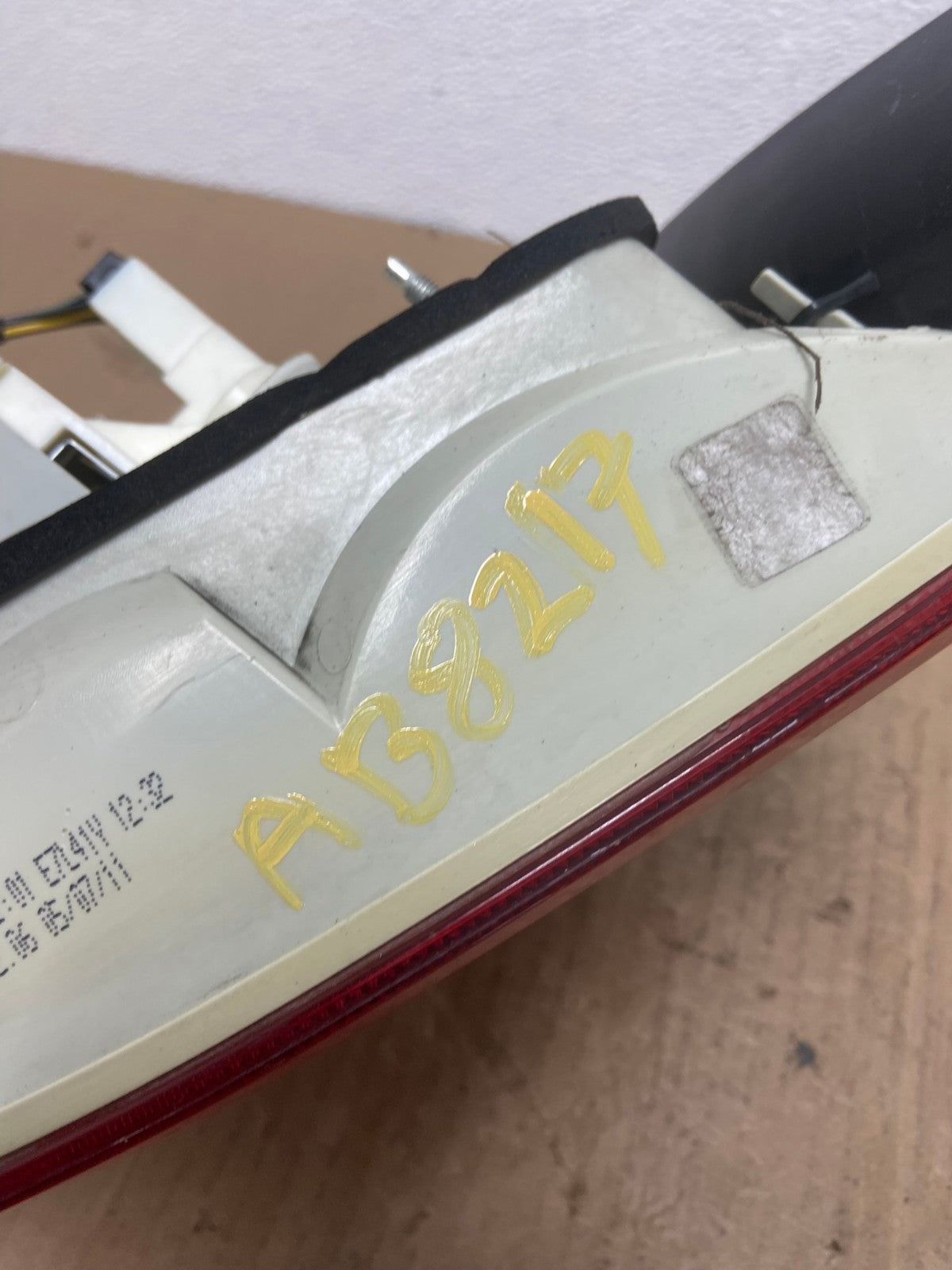 2009 2010 BMW 328i 3 Series Right Passenger RH Side Tail Light Oem AB8217 LK6