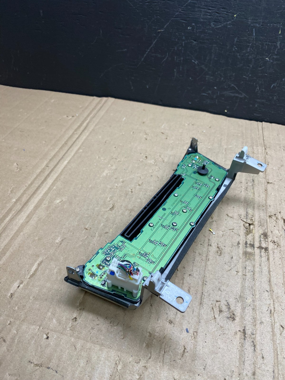2011 2012 2013  Infiniti M37 Radio Control Face Plate Unit CD Player AB9028  DG3