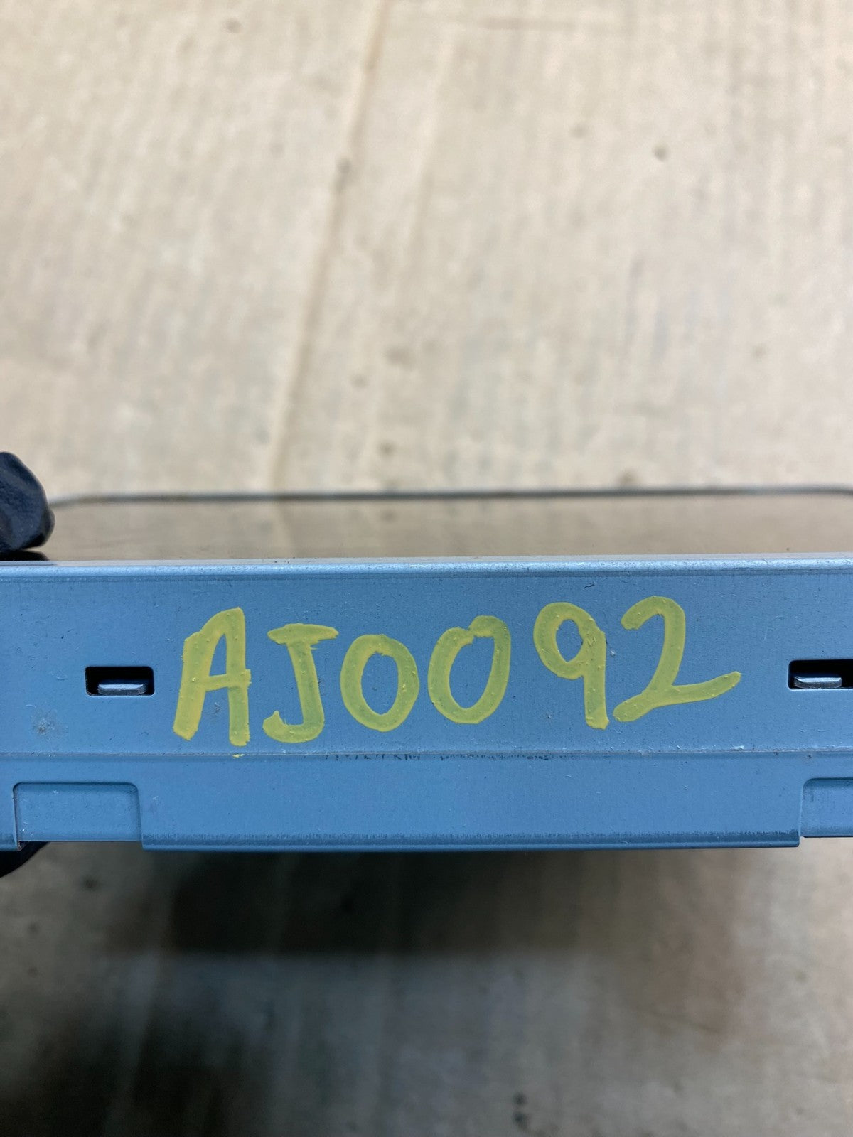 2010 - 2011 Chevrolet Equinox Radio Display Screen Information Dash Oe AJ0092 DW5