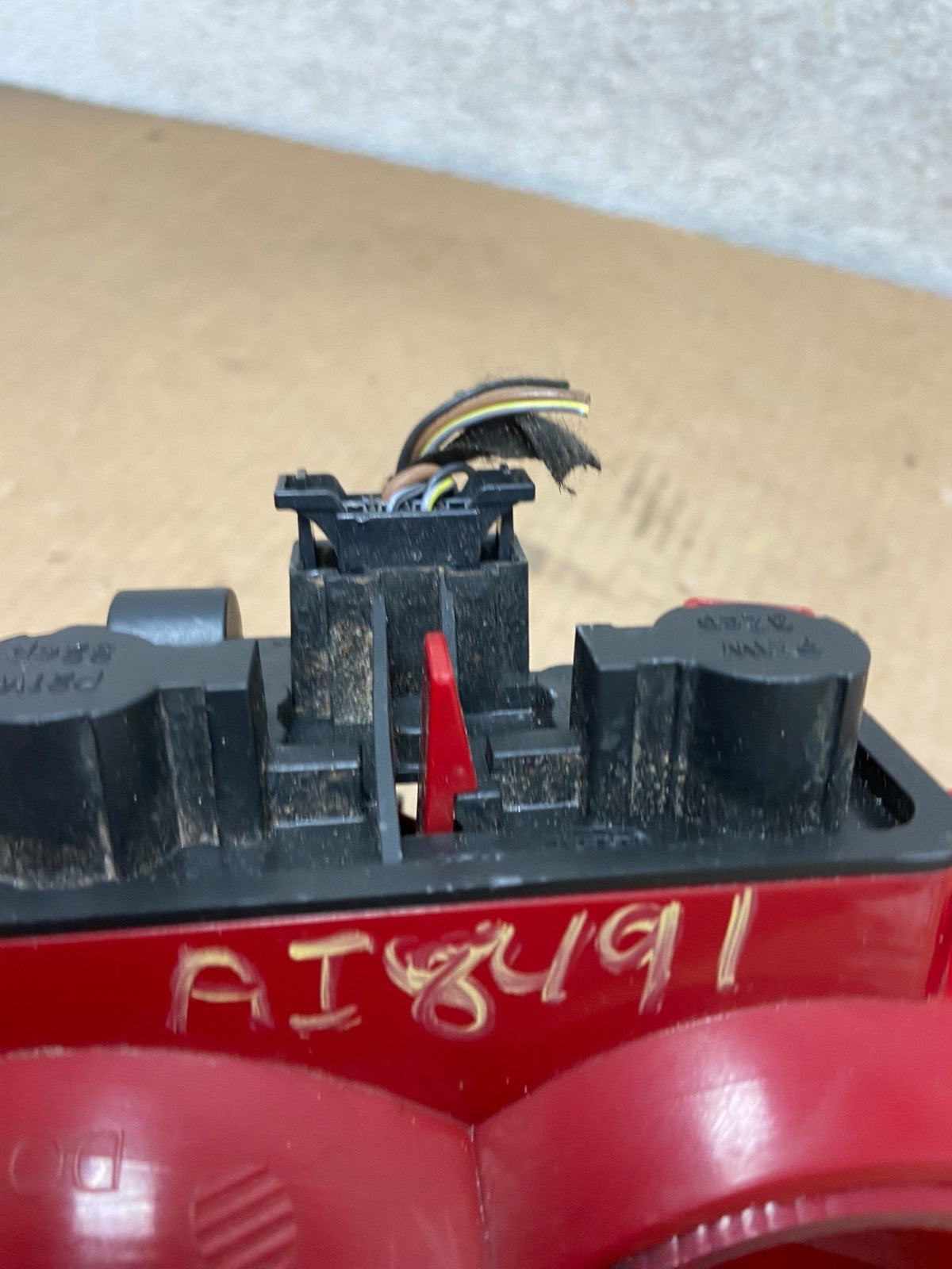2009 2010 2011 2012 Audi A4 Sedan Left Driver Side Inner Tail Light AI84915