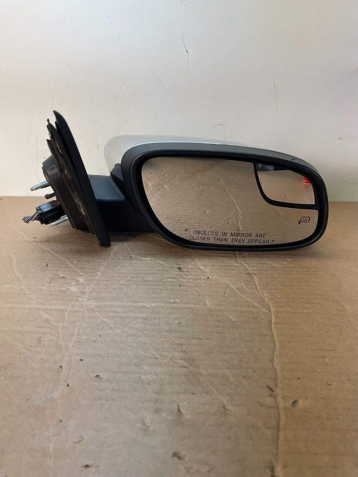 2010 to 2018 Ford Taurus Right Passenger View Door Mirror AG9879 DW6