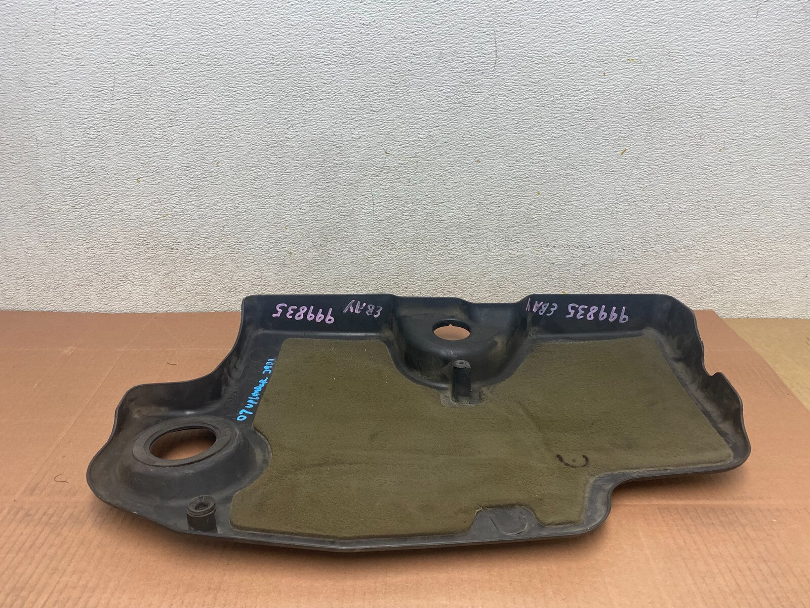 2006 2007 2008 Chevrolet Equinox V6 VVT Plastic Engine Cover Shield M0854 DG1