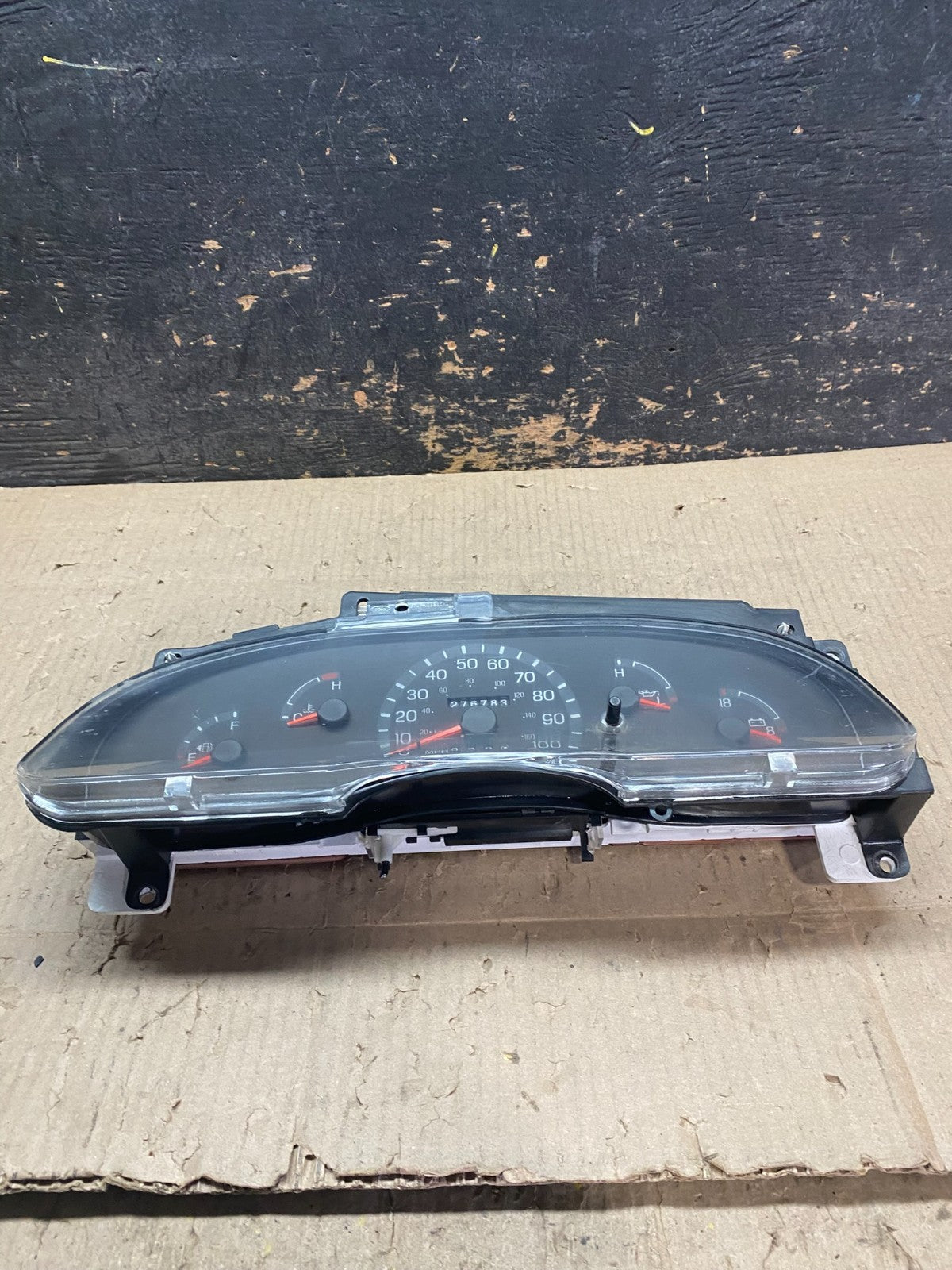 2003 Ford F250 F350 Speedometer Cluster Gauge X8096 DG2