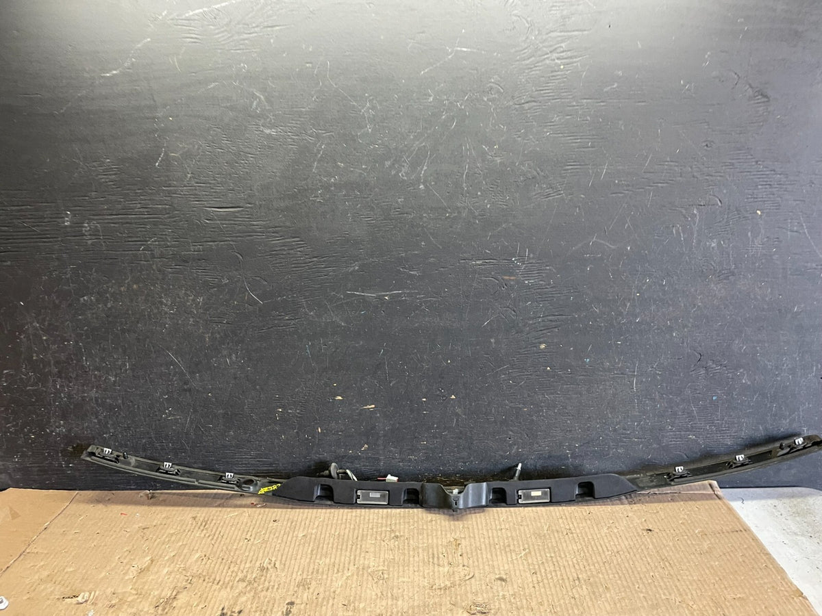 2016 - 2019 Ford Explorer Interceptor Rear Tailgate Molding With Camera M2941 DG3
