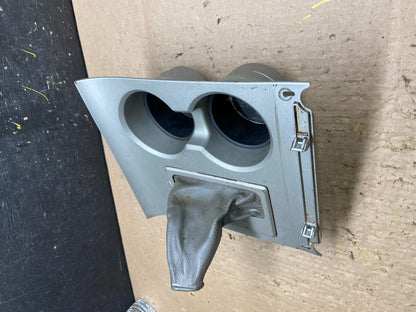 2003 to 2004 Lincoln Navigator Center Console Cup Holder Oem T6115 DG1