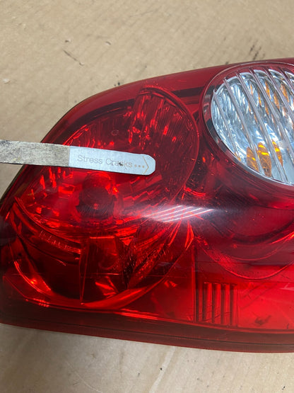 2005 2006 Mazda Tribute Left Driver LH Tail Light AI8437 LK4