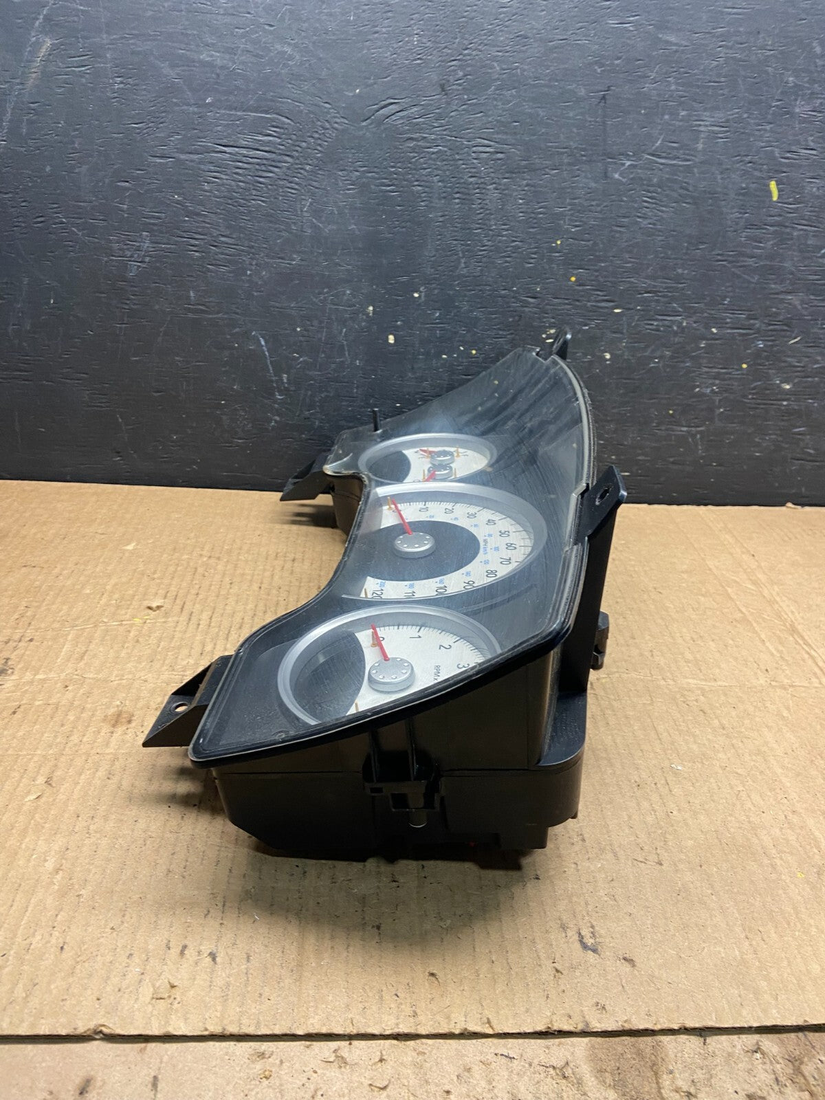2006 to 2009 Dodge Dakota Instrument Speedometer Gauge Cluster OEM M4459 DG3
