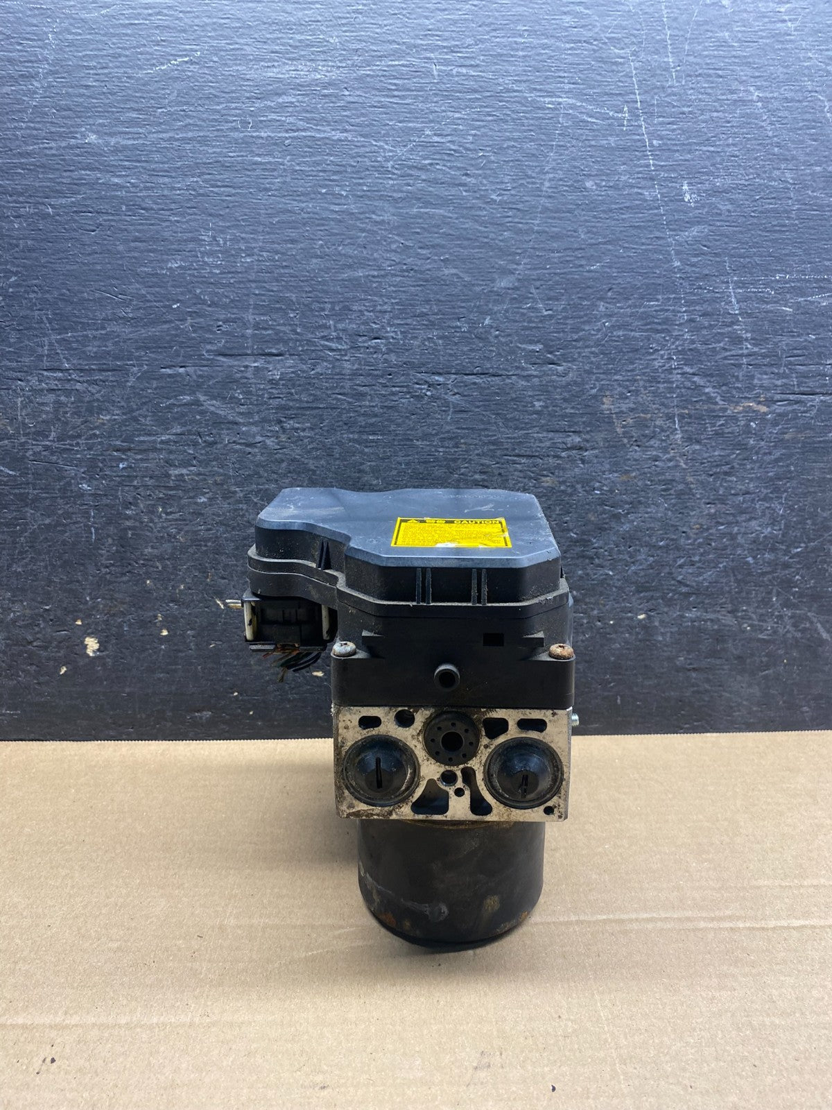 2007 - 2008 Toyota Solara ABS Brake Pump Anti Lock Module AI7486 DG1
