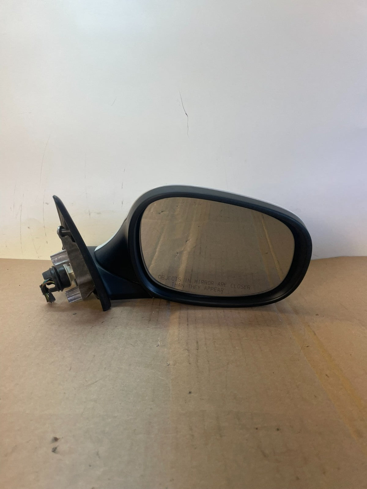 2009 to 2011 BMW 328i 335i Right Passenger Side View Door Mirror AG7820 DW8