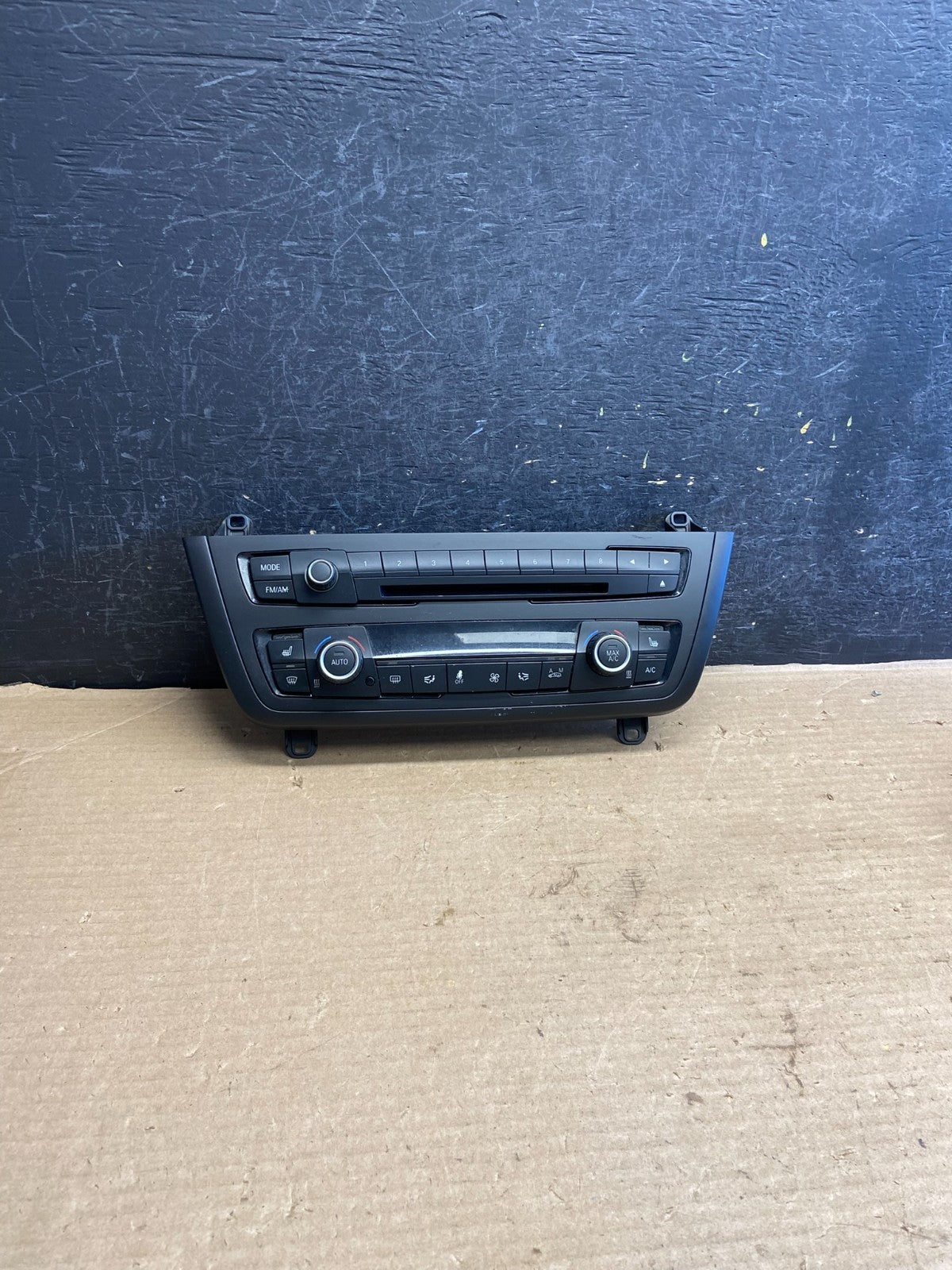 2012 - 2014 Bmw F30 320i 328i Radio Climate Control Panel AH3693 DG0