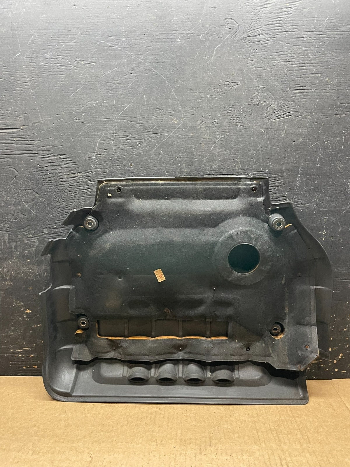 2002 to 2005 Hyundai Sonata 2.4L Engine Trim Cover OEM Y9488  DG5