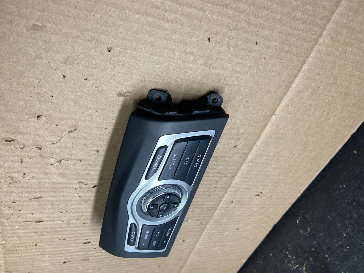 2009-2014 Nissan Murano AM FM Radio CD Control Panel U6035 DG1