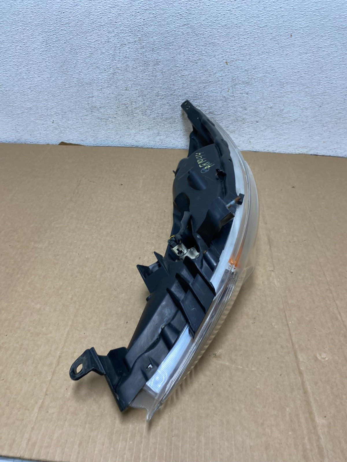 2011-2014 Nissan Juke Turn Signal Headlight Right Passenger RH Halogen AG1994 DW7