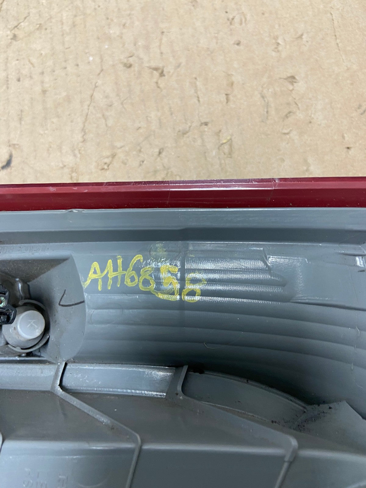 2012-2014 Honda Crv Cr-v Right Passenger Rh Side Upper Tail Light AH6858 LK6