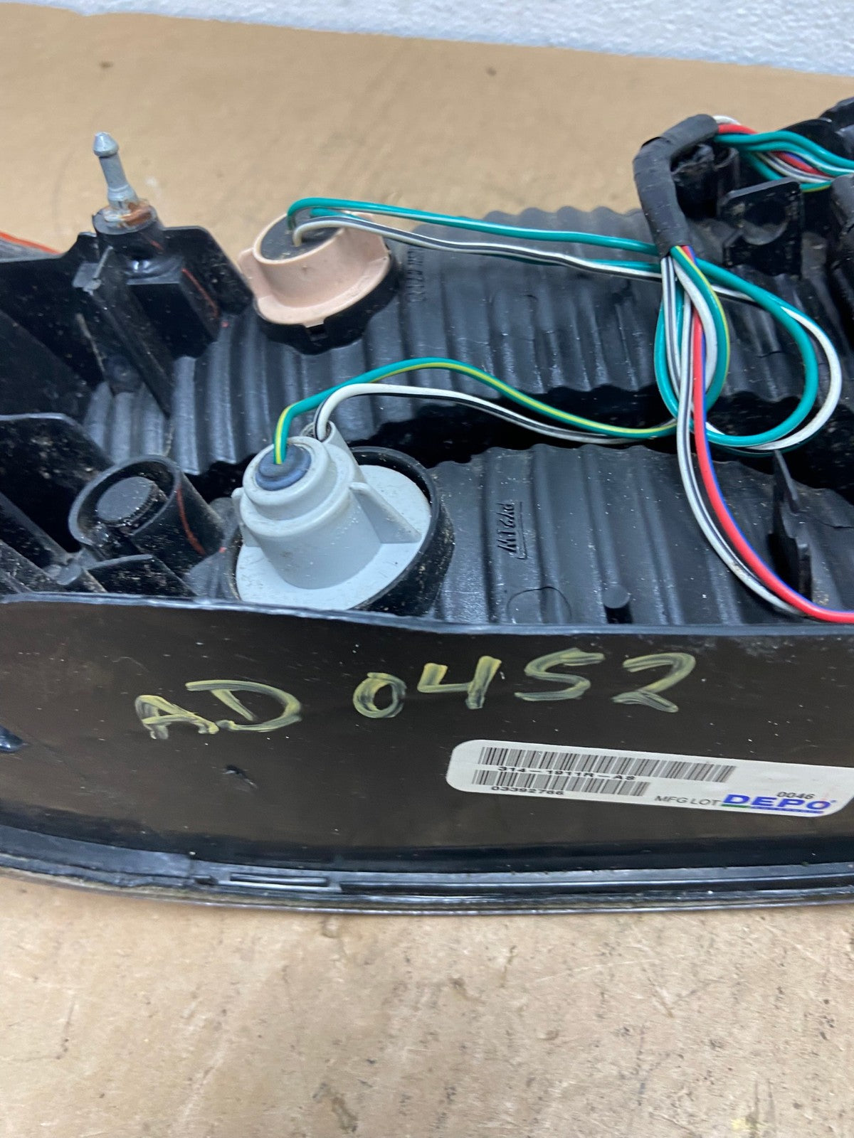 2002-2003 Mitsubishi Lancer Right Passenger RH Tail Light DEPO AD0452 LK6