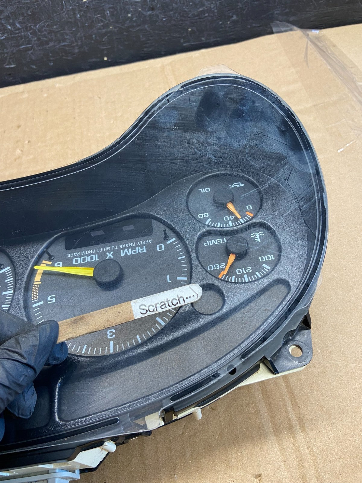 1998 1999 Chevrolet S10 Blazer Cluster Gauge Speedometer AD2140 DG3