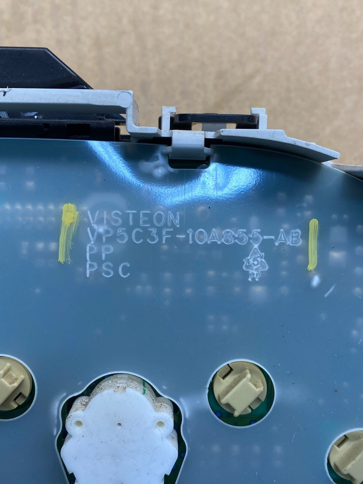 2005 - 2007 Ford F250 F350 Powerstroke Speedometer Cluster AH7153 DG5