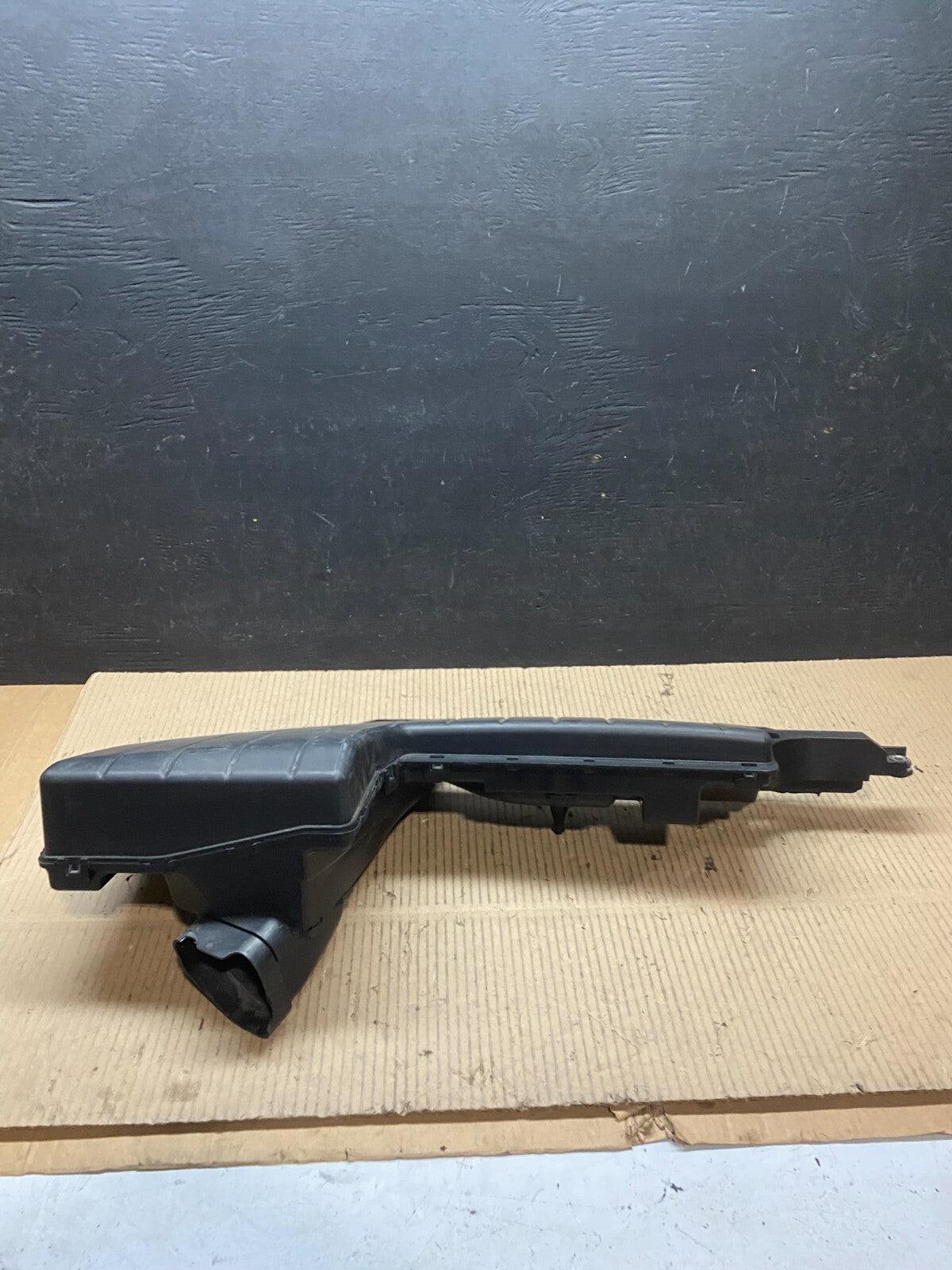 2009 to 2014 Nissan Murano Upper Air Intake Duct G6005 DG1 Oem0