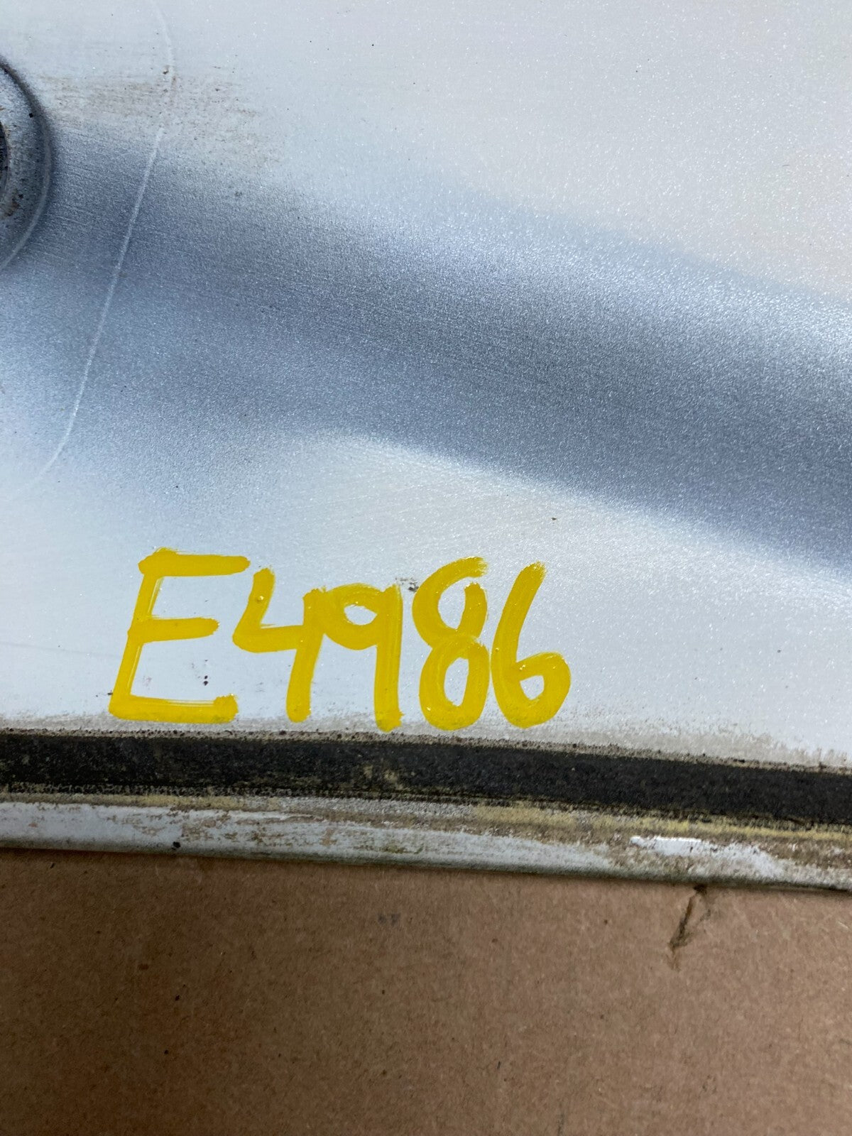 2005 to 2007 Cadillac Upper Rear Spoiler Wing Brake Light Oem 25748502 E498612
