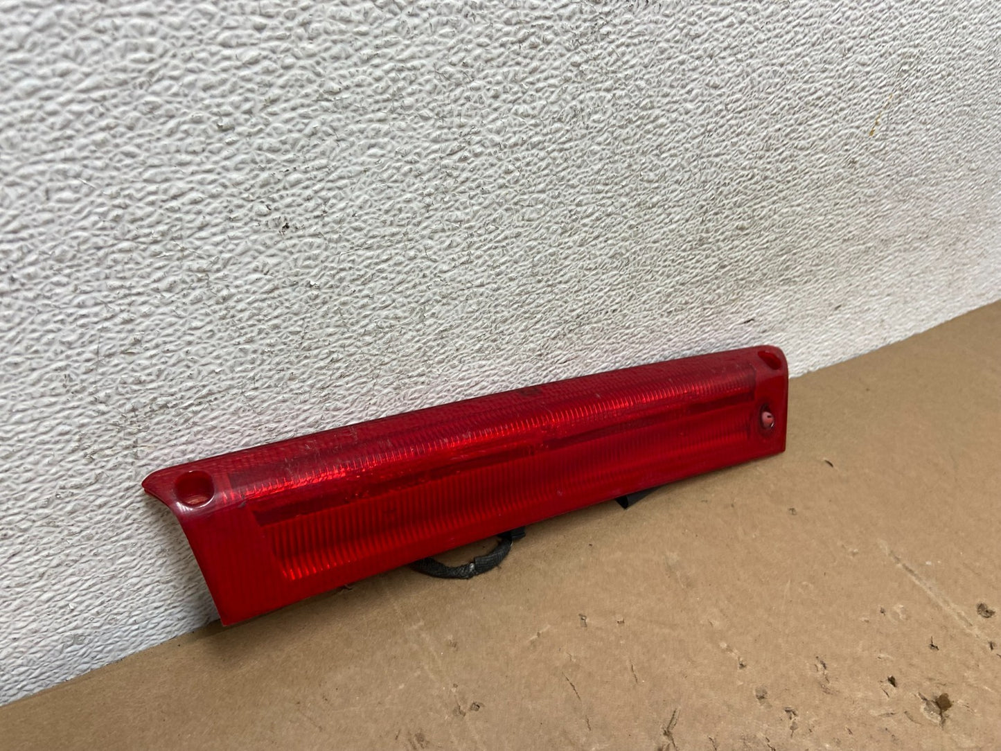 2012 to 2017 Ford Focus SE Trunk Lid Hatch 3rd Brake Light ad8169 DG2