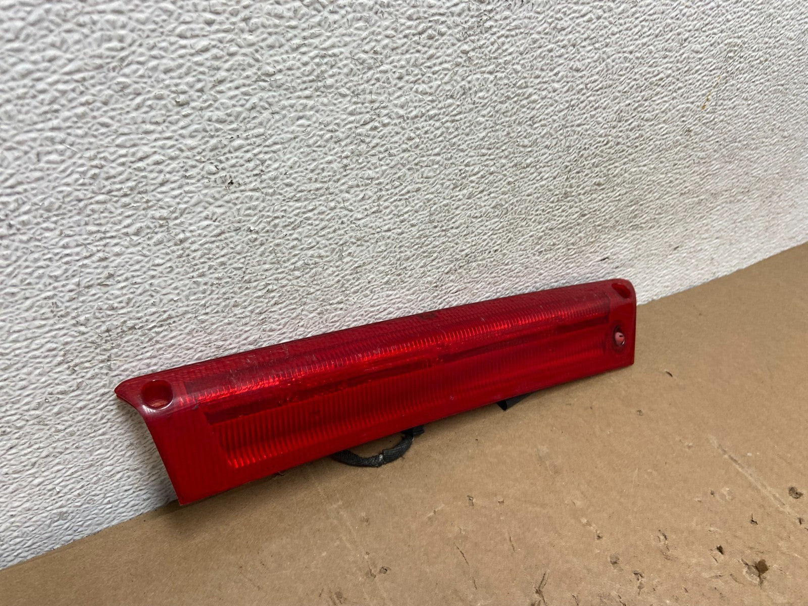 2012 to 2017 Ford Focus SE Trunk Lid Hatch 3rd Brake Light ad8169 DG2