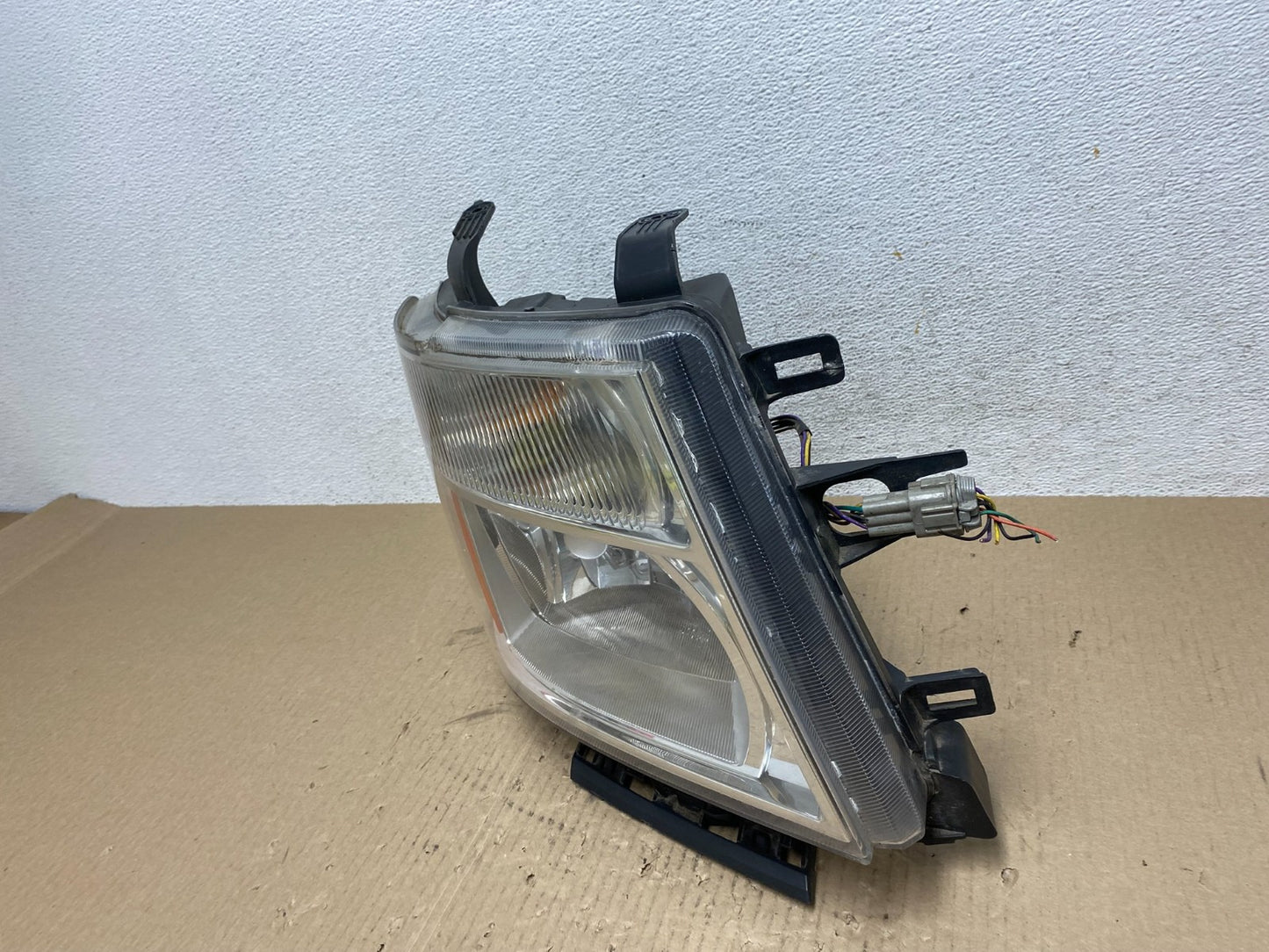 2012 to 2021 Nissan NV1500 NV2500 NV3500 Right Passenger Headlight AE7058 DW1