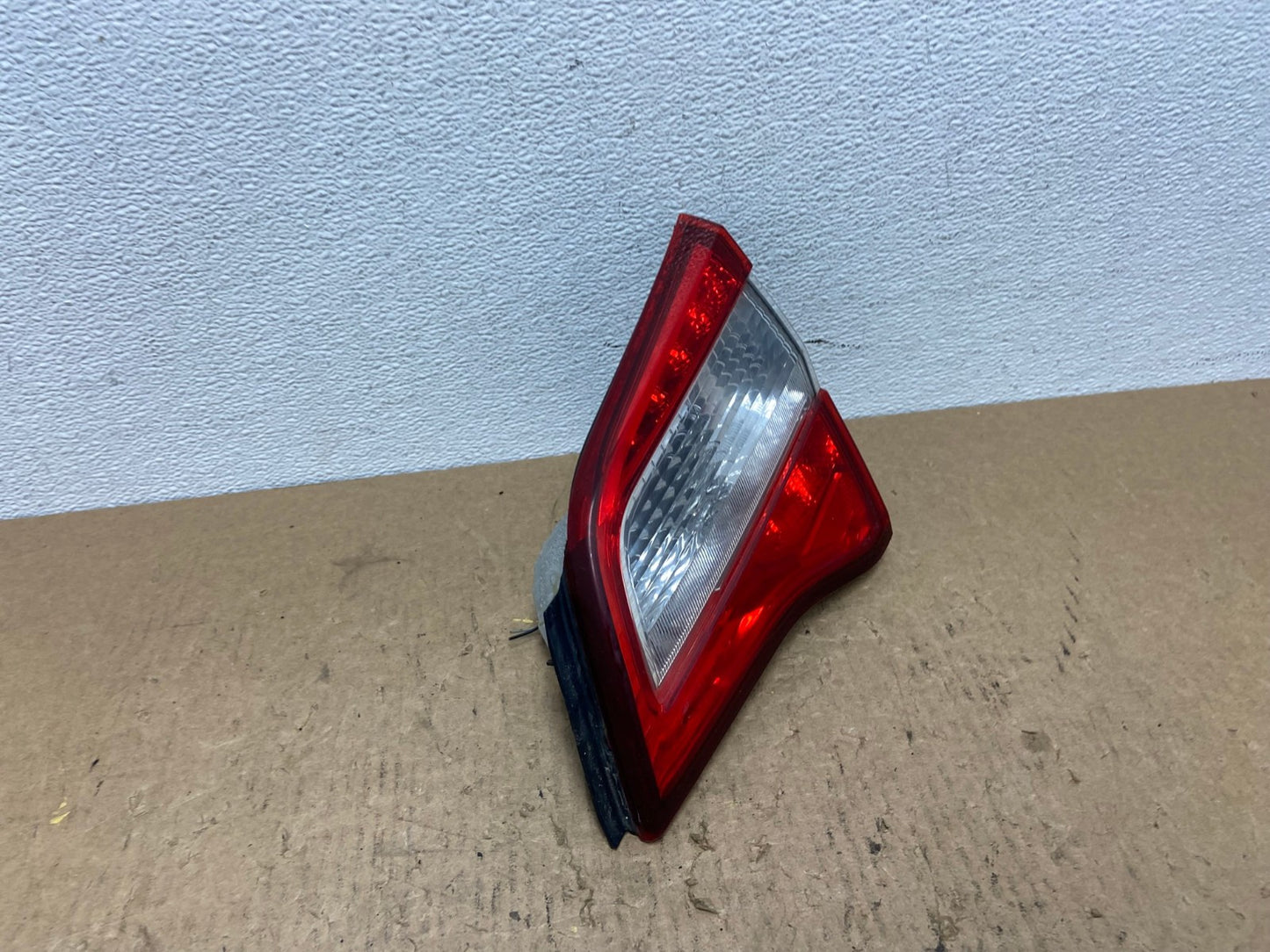 2015 - 2017 Subaru Legacy Right Passenger RH Side Tail Light Inner Oem AC1636 LK2