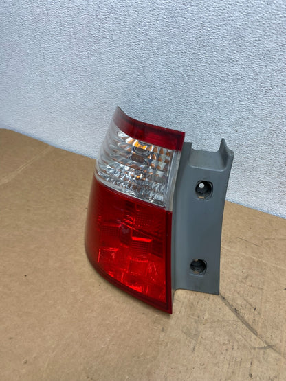 2005 2006 2007 Honda Odyssey Left Driver LH Side Tail Light AD6060 DW1