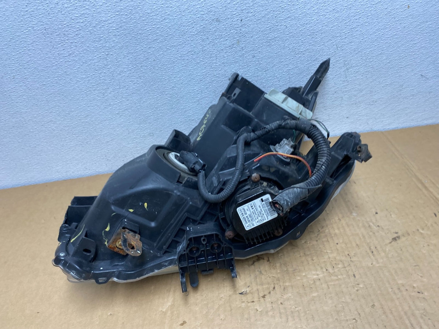 2009 - 2014 Nissan Maxima Headlight Right Passenger Xenon HID AC7642 DW9