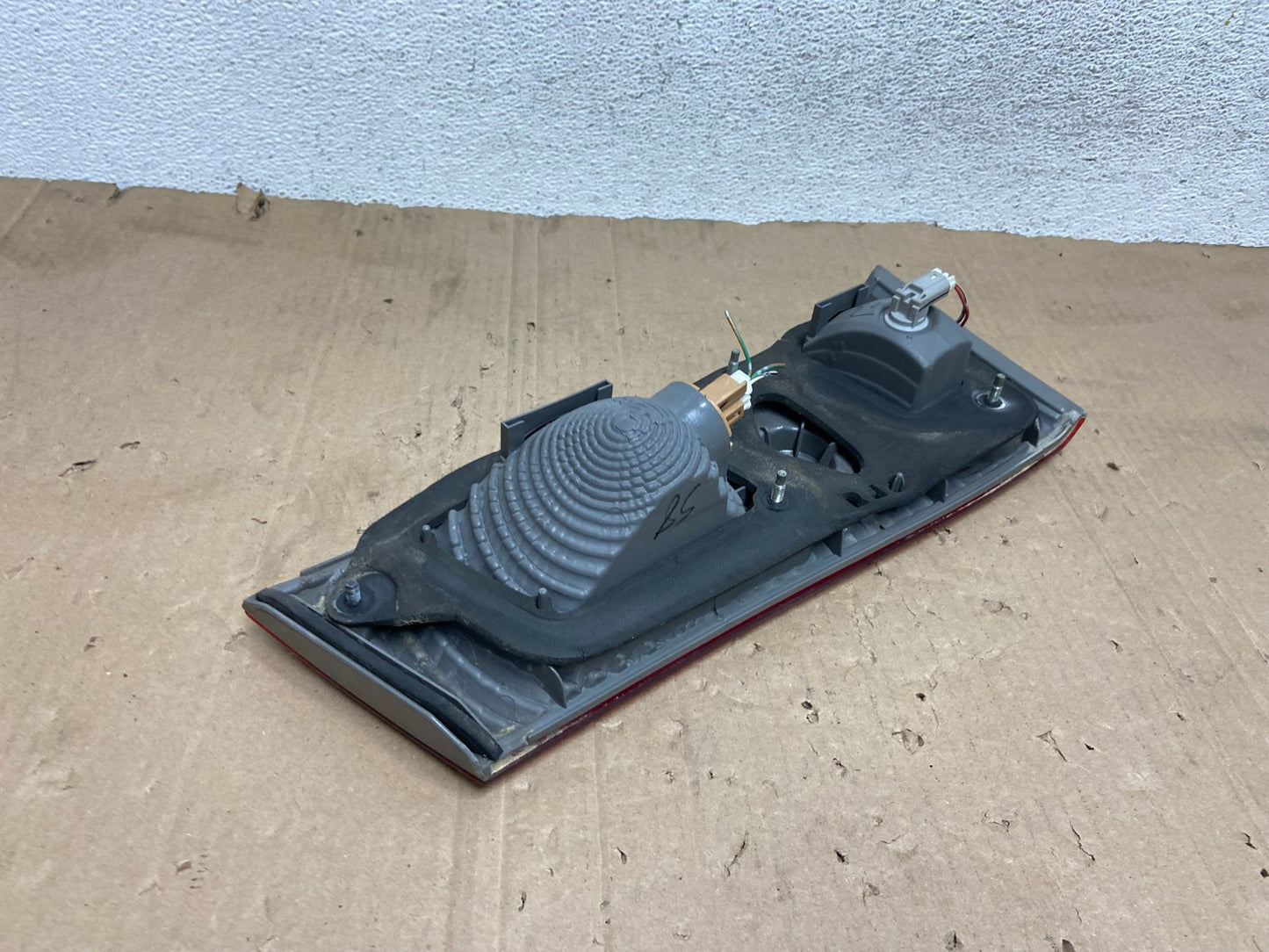 2000-2001 Toyota Camry Tail Light Right Passenger Rh Side Inner AE9218 LK6
