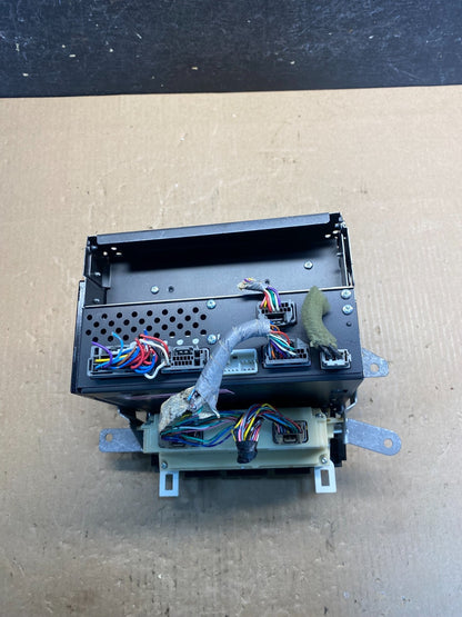 2009 to 2011 Honda Pilot AM FM CD Audio Radio Player Climate Control AG1895 DG5