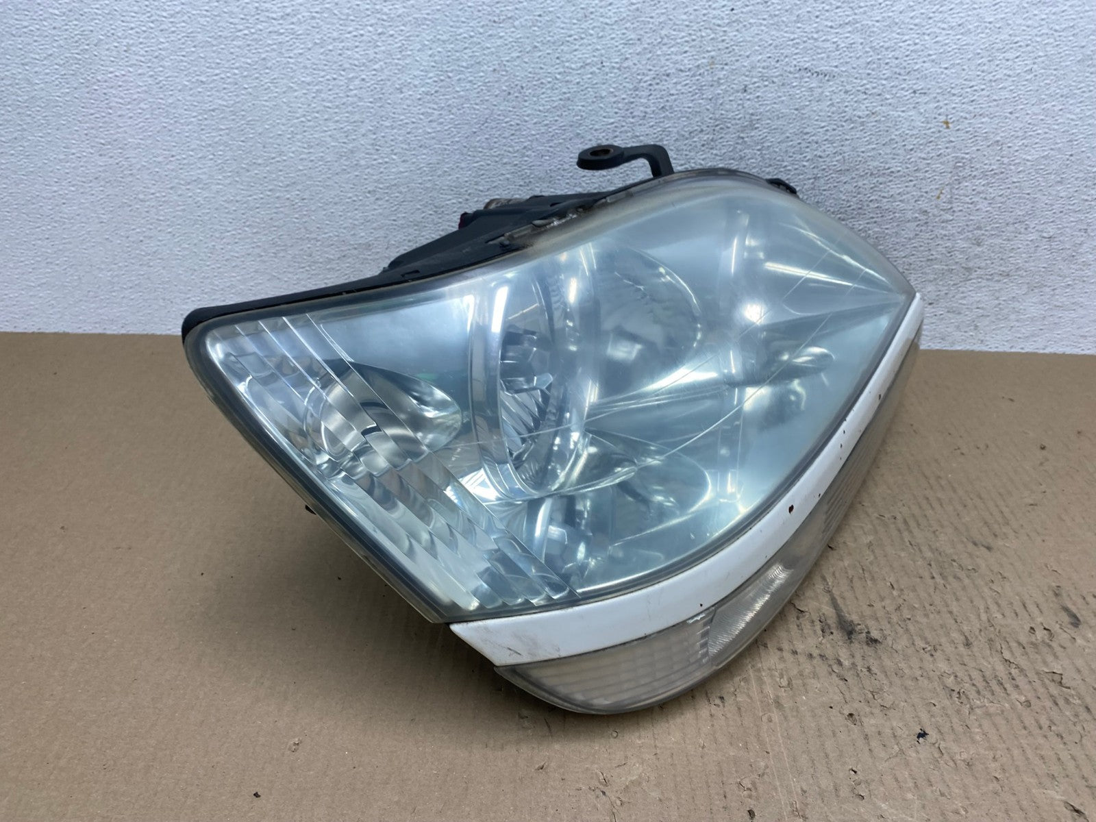 2001 2002 2003 Lexus RX300 Right Passenger Headlight Xenon HID AE7072 LK2