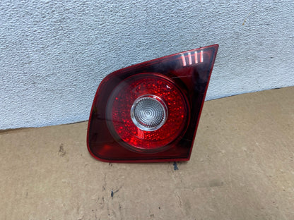 2008-2010 Volkswagen Jetta Sedan Right Passenger Inner Tail Light AG2239 LK0