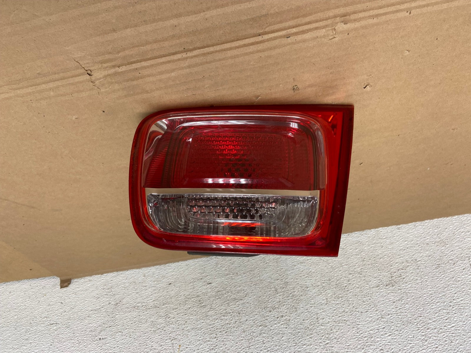2013-2016 Chevrolet Malibu Right Passenger Rh Inner Tail Light AD4143 LK0